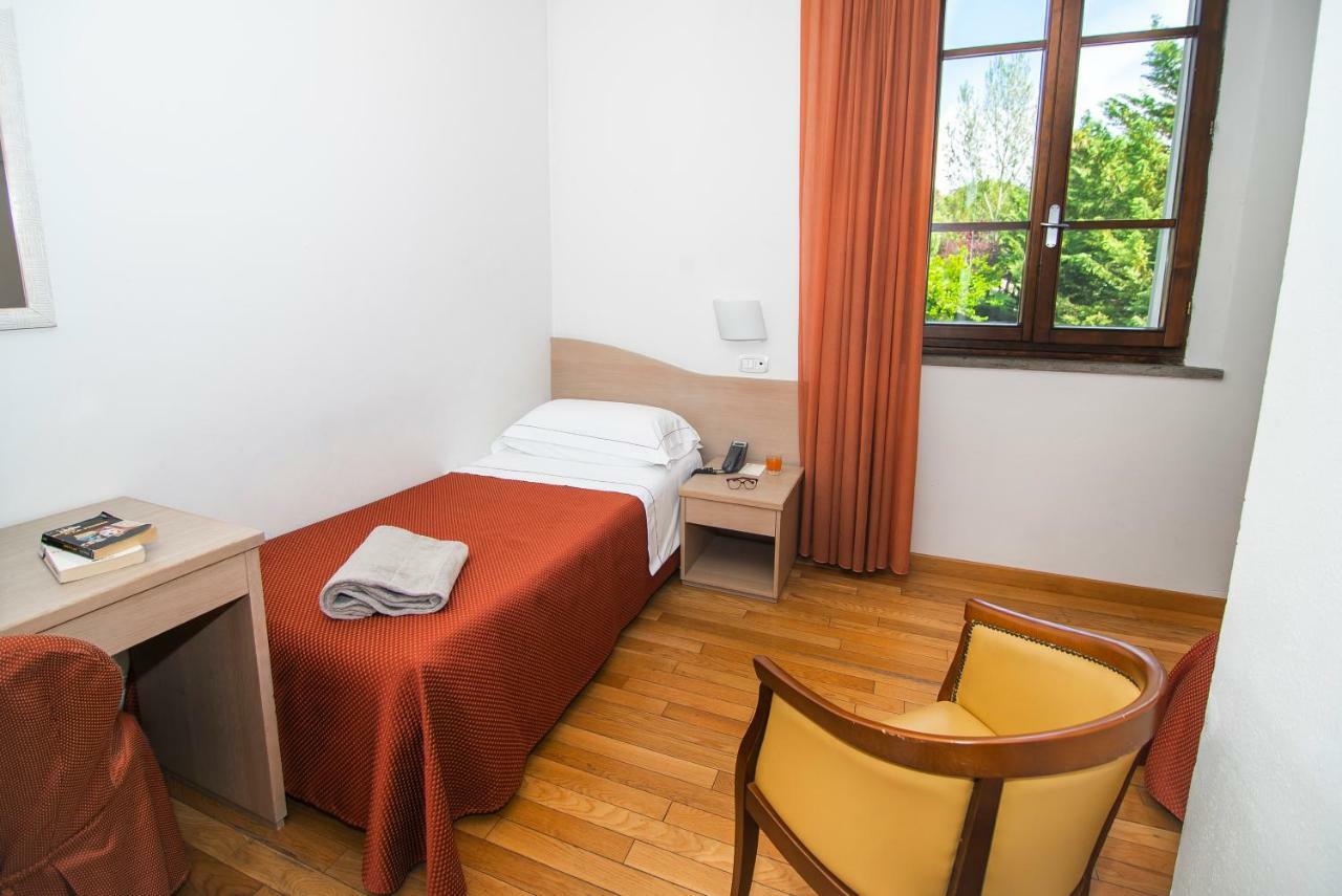 Hotel La Colonna Siena Exterior photo