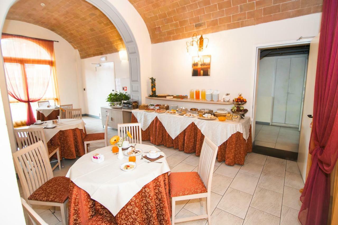 Hotel La Colonna Siena Exterior photo